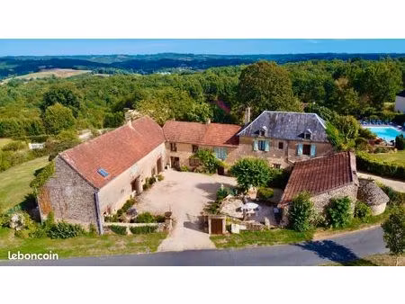 belle maison à 12mn de sarlat  de septembre 2026 à avril 2027 uniquement (3 mois minimum  