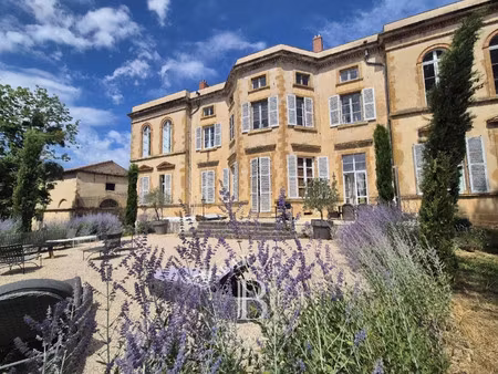 château à vendre à saint-germain-lembron