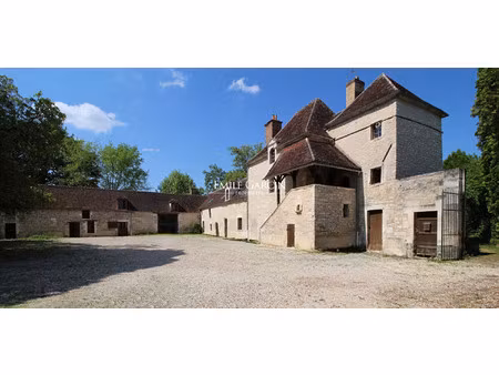 manoir à vendre à auxerre