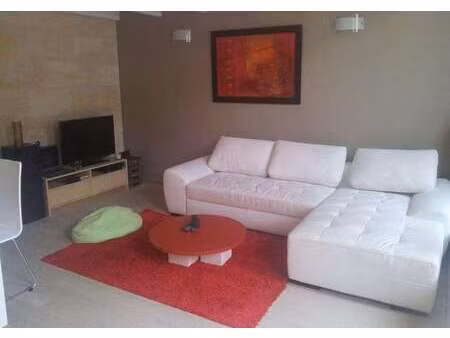 location appartement 3 pièces à bordeaux (33000) : à louer 3 pièces / 63m² bordeaux