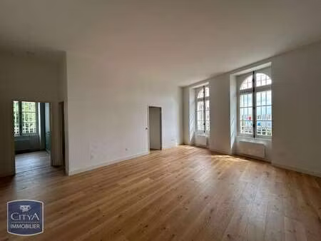 location appartement 4 pièces meublé à laval (53000) : à louer 4 pièces meublé / 76m² lava