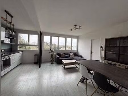 location appartement 3 pièces à orvault (44700) : à louer 3 pièces / 62m² orvault