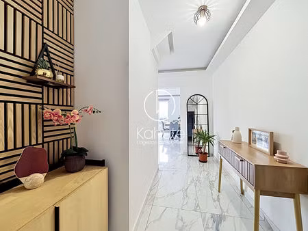 idéalement situé  appartement refait à neuf  en duplex au dernier étage  107 48 m2  5 pièc
