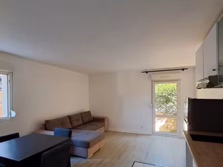 t2 / 38m² / chilly mazarin (rer c)