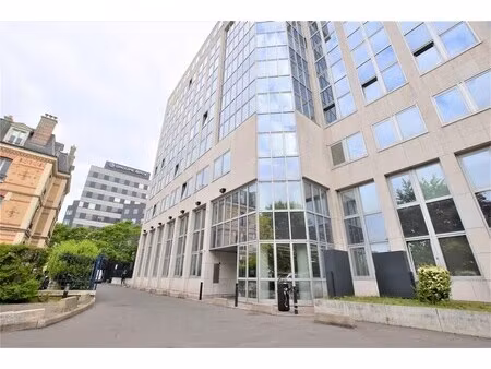 location bureaux 106 m²