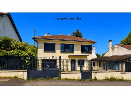 maison gagny 7 pièces de 99 m2