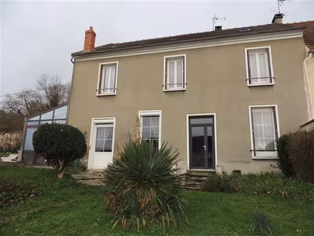 très grande maison bourgeoise . gare a pied. +721m² de terrain