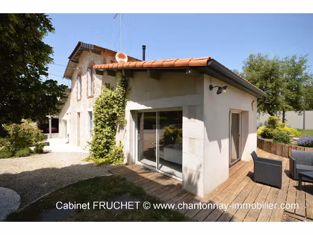 vente maison 5 pièces 126 m² les herbiers (85500)