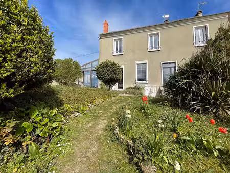 belle maison à vendre en exclusivité  gare à pied