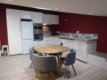 à louer  appartement meublé de 43 1 m²  3 pièces à revel (31250).