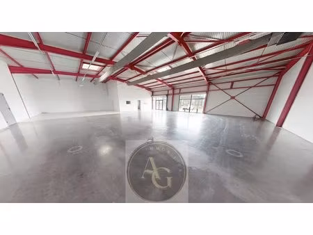 local de 400m2 à louer à côté de la zone o'cast