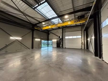 location local d’activités saint nazaire 44600 536m²