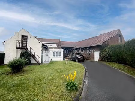 en exclusivité  ennevelin maison de 136 m2  7 pièces  cours & jardin  187 m2 de dépendance