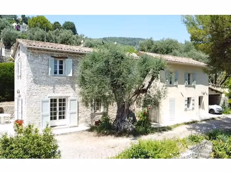maison grasse 157 m² t-6 à vendre  657 000 €