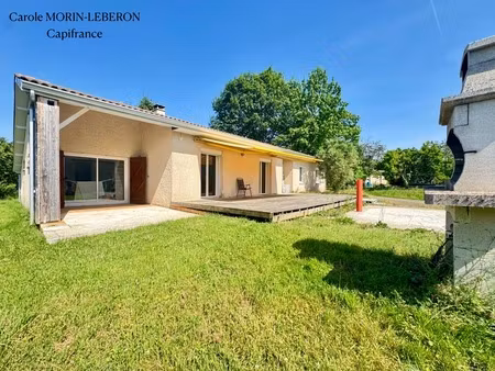 maison de plain-pied  4 chambres  double garage et jardin
