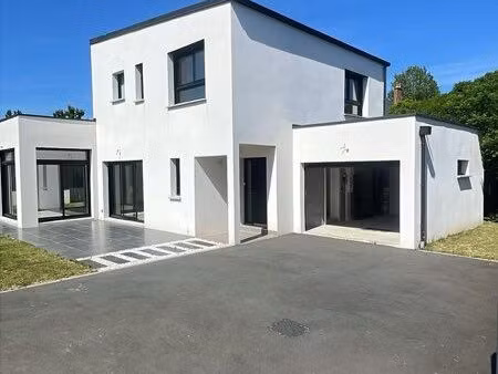 frais de notaire réduits- maison 4 chambres-la mézière