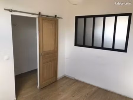 appartement en duplex 3 pièces ( bien lire l'annonce )