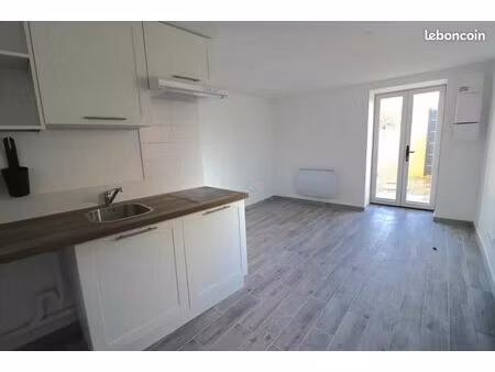 studio 1 pièce 19 m²