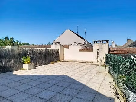 studio avec grande terrasse