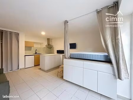 studio 1 pièce 25 m²