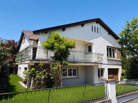 maison de luxe à vendre dans le quartier centre
