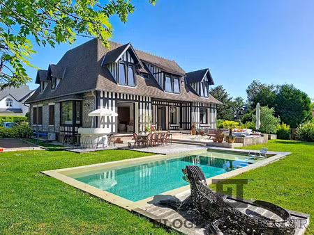 maison de luxe à vendre dans le quartier le cotillet