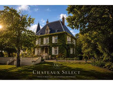 château à vendre à vals-les-bains