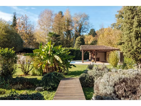maison de luxe à vendre à quinçay