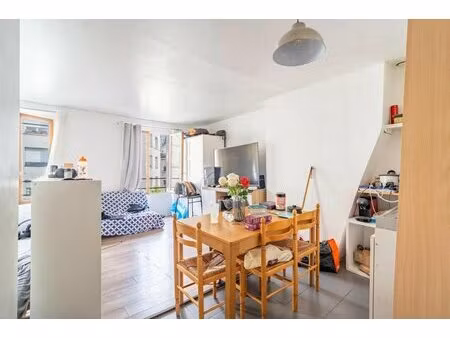 appartement 1 pièce de 24 m² situé à paris