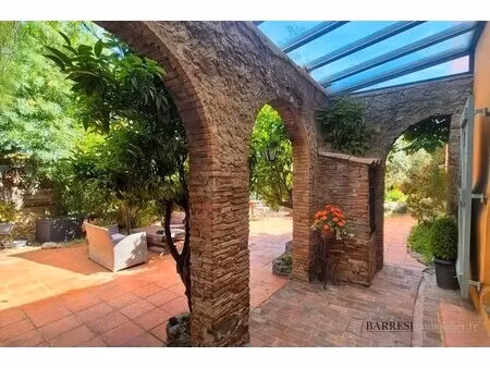 moulin xviie - piscine - dépendances- six-fours-les-plages