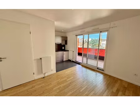 location appartement  m² t-1 à boulogne-billancourt  918 €