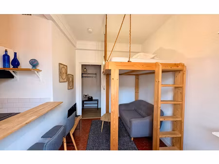 location appartement  25.21 m² t-1 à nice  851 €