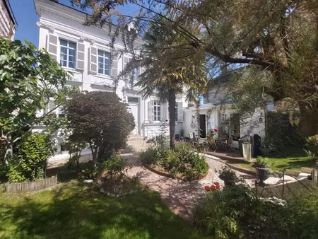 maison de luxe à vendre dans le quartier meaulens saint gery
