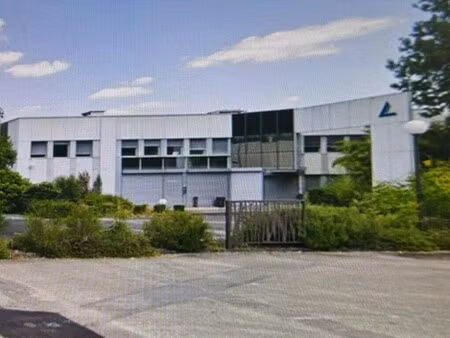vente bureaux 1 699 m²