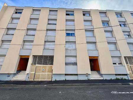 clermont-ferrand / parking sécurisé à vendre quartier des facultes proche du crous !