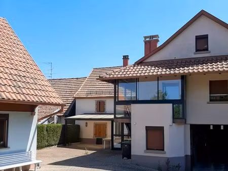 maison + bâtiment annexe