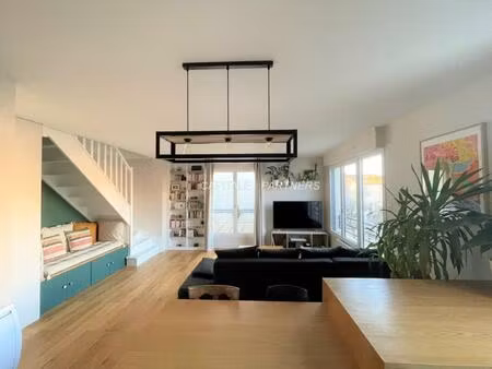 2 pièces meublé avec terrasse  la garenne-colombes
