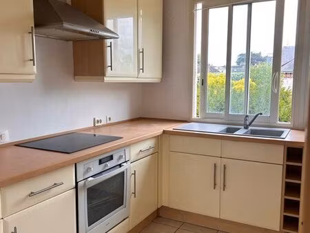 appartement 3 pièces bourgogne / quai du roi