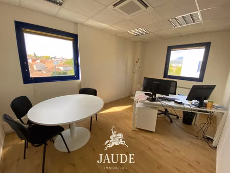 alouer brezet bureaux 577 m2