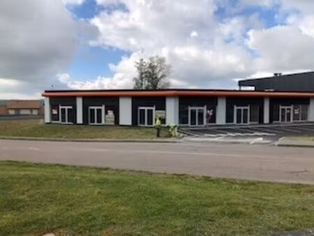 vente commerce saint junien 87200 110m²