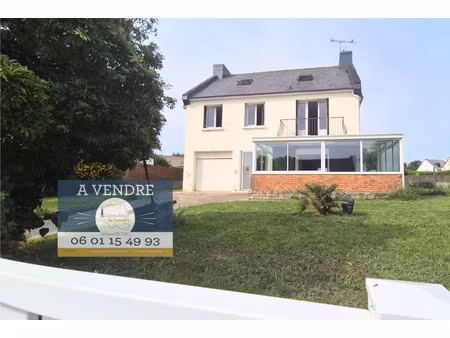 maison d'habitation de 125 m² avec garage et véranda