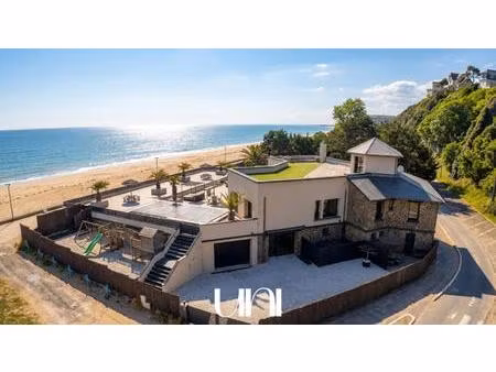 maison de 3 pièces avec caractère et un terrain de 12 122m2