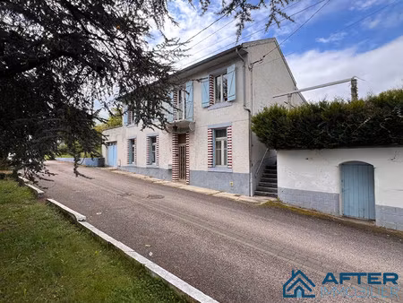 maison de village 4 chambres - terrain - garages - aucun vis-a-v