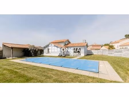 maison avec piscine