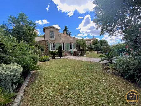 maison ancienne au bord du canal du midi -ventenac