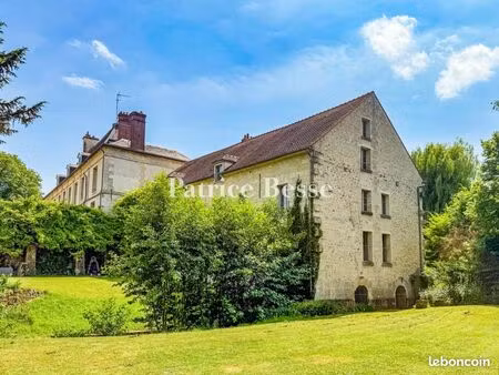 moulin 10 pièces 575 m²