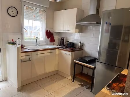 appartement à louer loches  avec parking privé 2 voitures
