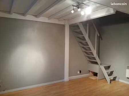 location studio environ 35m² à 2km de valenciennes