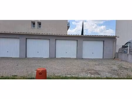 parking à louer