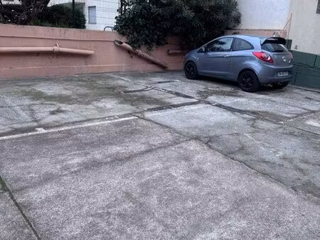 parking sécurisé